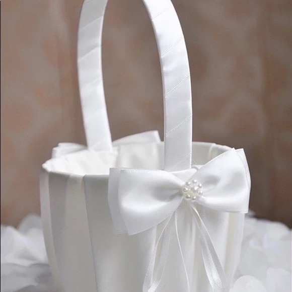 Ivory Satin Flower Girl Basket & Pillow Set - Picture 7 of 8